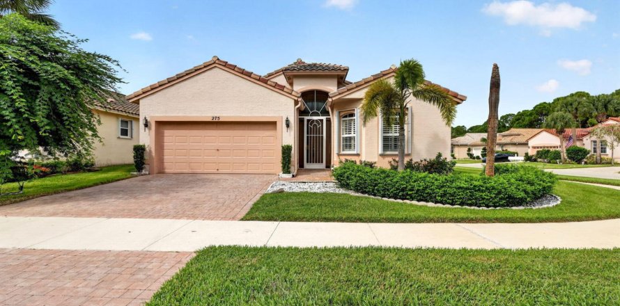 Casa en Port St. Lucie, Florida 3 dormitorios, 164.25 m2 № 2394794