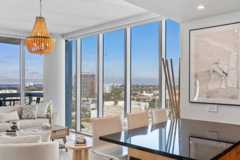 Condominio en venta en Miami Beach, Florida, 1 dormitorio, 76.18 m2 № 2027874 - foto 15