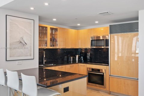 Condominio en venta en Miami Beach, Florida, 1 dormitorio, 76.18 m2 № 2027874 - foto 5