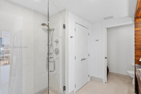 Condominio en venta en Miami Beach, Florida, 1 dormitorio, 76.18 m2 № 2027874 - foto 20