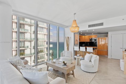 Condominio en venta en Miami Beach, Florida, 1 dormitorio, 76.18 m2 № 2027874 - foto 7