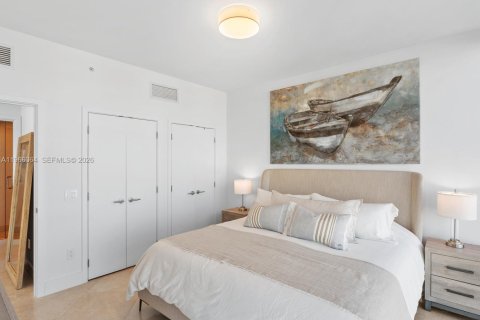 Condominio en venta en Miami Beach, Florida, 1 dormitorio, 76.18 m2 № 2027874 - foto 17