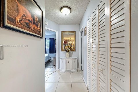 Copropriété à vendre à Lauderdale Lakes, Floride: 2 chambres, 87.7 m2 № 1836052 - photo 11