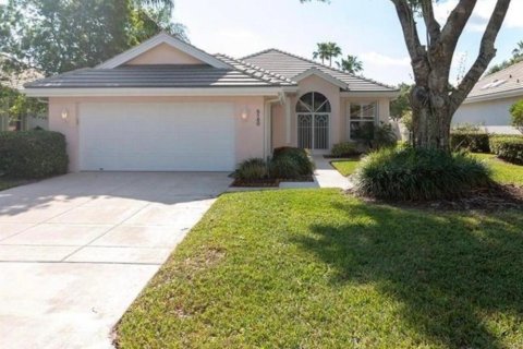 House in Hobe Sound, Florida 3 bedrooms, 187.38 sq.m. № 2180780