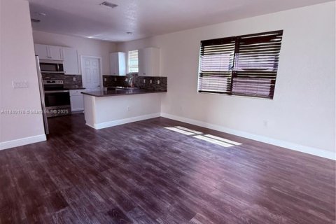 House in Homestead, Florida 5 bedrooms, 232.63 sq.m. № 1871470 - photo 14