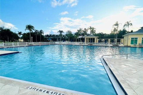 House in Homestead, Florida 5 bedrooms, 232.63 sq.m. № 1871470 - photo 8