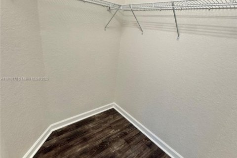 House in Homestead, Florida 5 bedrooms, 232.63 sq.m. № 1871470 - photo 30