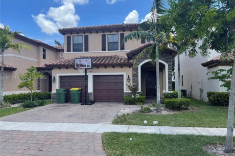 House in Homestead, Florida 5 bedrooms, 232.63 sq.m. № 1871470 - photo 2