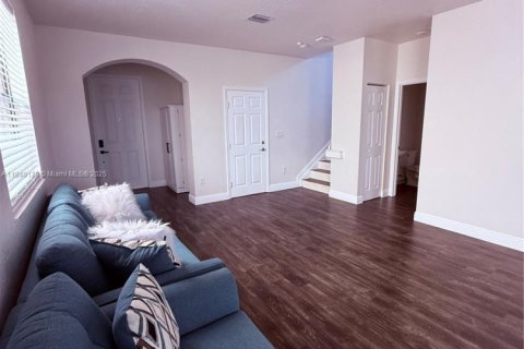 House in Homestead, Florida 5 bedrooms, 232.63 sq.m. № 1871470 - photo 19