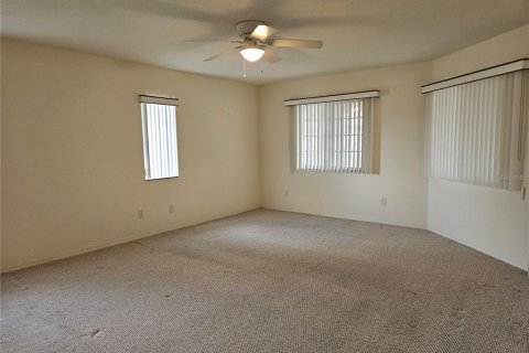 Casa en venta en Ocala, Florida, 3 dormitorios, 188.31 m2 № 2098866 - foto 14