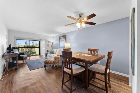 Condominio en venta en Clearwater, Florida, 2 dormitorios, 98.48 m2 № 1718110 - foto 11
