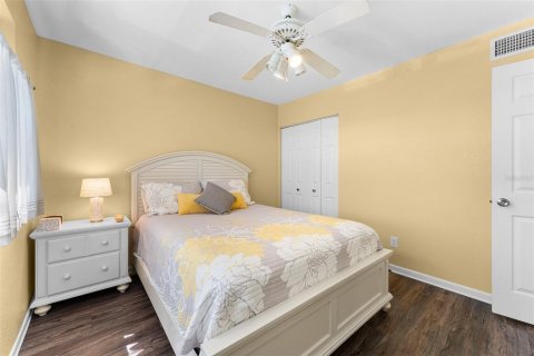 Condominio en venta en Clearwater, Florida, 2 dormitorios, 98.48 m2 № 1718110 - foto 8