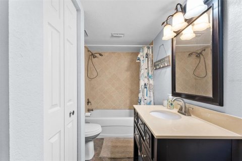 Condominio en venta en Clearwater, Florida, 2 dormitorios, 98.48 m2 № 1718110 - foto 9