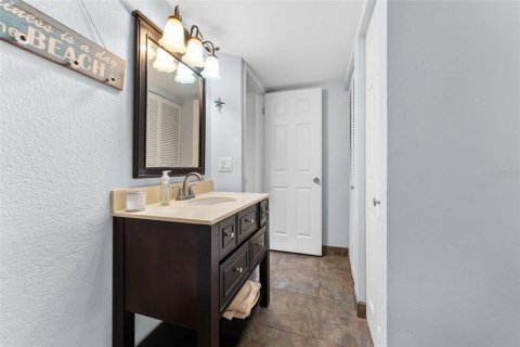 Condominio en venta en Clearwater, Florida, 2 dormitorios, 98.48 m2 № 1718110 - foto 10