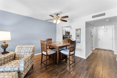 Condominio en venta en Clearwater, Florida, 2 dormitorios, 98.48 m2 № 1718110 - foto 13