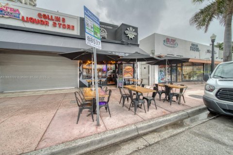 Propiedad comercial en venta en Miami Beach, Florida № 1981873 - foto 19