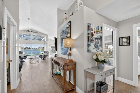 Дом в Лейк-Уорт, Флорида 3 спальни, 149.39м2 № 2036194