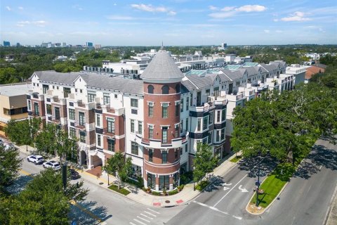 Condominio en Winter Park, Florida, 3 dormitorios № 2152230