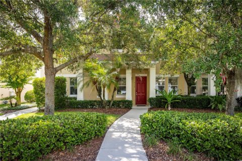 Townhouse in Fish Hawk, Florida 3 bedrooms, 157.56 sq.m. № 2221635 - photo 2