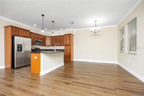Townhouse in Fish Hawk, Florida 3 bedrooms, 157.56 sq.m. № 2221635 - photo 3