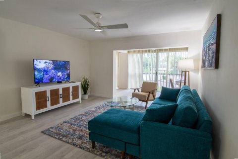 Copropriété à louer à Naples, Floride: 2 chambres, 123.28 m2 № 2254647 - photo 3