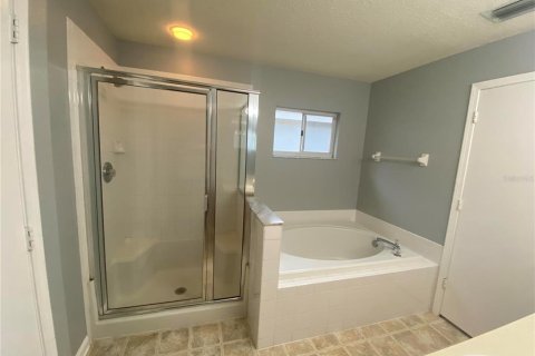 Villa ou maison à louer à Riverview, Floride: 3 chambres, 139.35 m2 № 2354512 - photo 10