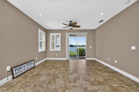 Casa en venta en Punta Gorda, Florida, 2 dormitorios, 138.89 m2 № 2333833 - foto 25