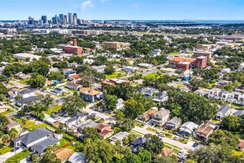 Casa en venta en Tampa, Florida, 3 dormitorios, 150.5 m2 № 1561440 - foto 3