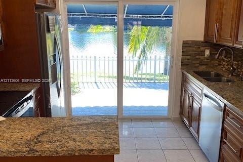 Condo à Miami, Floride, 2 chambres  № 2435717