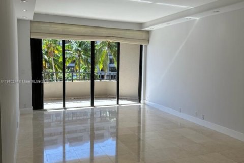 Condo in Key Biscayne, Florida, 3 bedrooms  № 2013114 - photo 4
