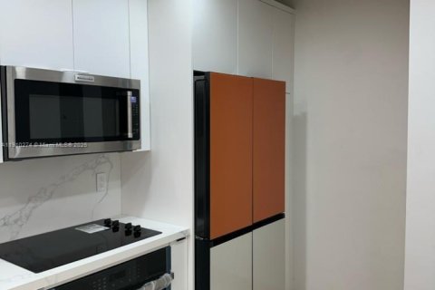 Condo in Key Biscayne, Florida, 3 bedrooms  № 2013114 - photo 5