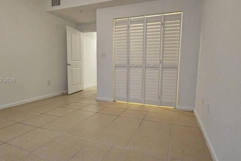 Condo in Coral Springs, Florida, 1 bedroom  № 2002279 - photo 13