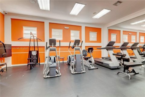 Condo in Coral Springs, Florida, 1 bedroom  № 2002279 - photo 7