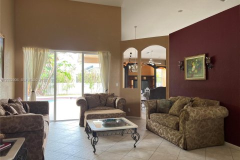 Купить виллу или дом в Корал-Спрингс, Флорида 3 комнаты, 211.63м2, № 2066512 - фото 7