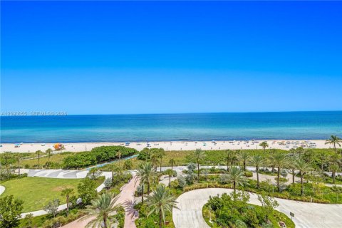 Copropriété à louer à Miami Beach, Floride: 2 chambres, 156.08 m2 № 2385013 - photo 2