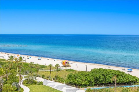 Copropriété à louer à Miami Beach, Floride: 2 chambres, 156.08 m2 № 2385013 - photo 24