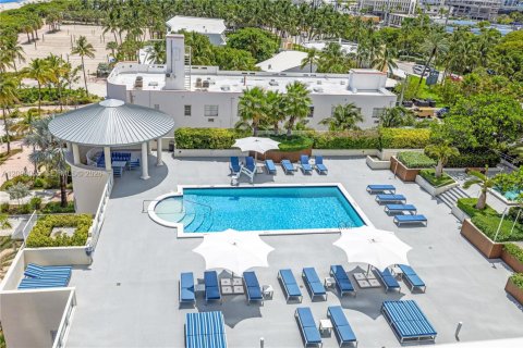 Copropriété à louer à Miami Beach, Floride: 2 chambres, 156.08 m2 № 2385013 - photo 22
