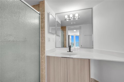 Copropriété à louer à Miami Beach, Floride: 2 chambres, 156.08 m2 № 2385013 - photo 18