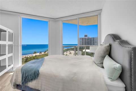 Copropriété à louer à Miami Beach, Floride: 2 chambres, 156.08 m2 № 2385013 - photo 17
