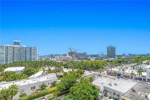 Copropriété à louer à Miami Beach, Floride: 2 chambres, 156.08 m2 № 2385013 - photo 25