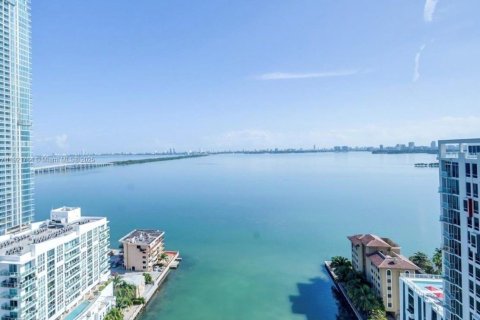 Condo in Miami, Florida, 2 bedrooms  № 1975715