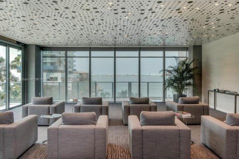 Condo in Miami, Florida, 2 bedrooms № 1975715 - photo 22