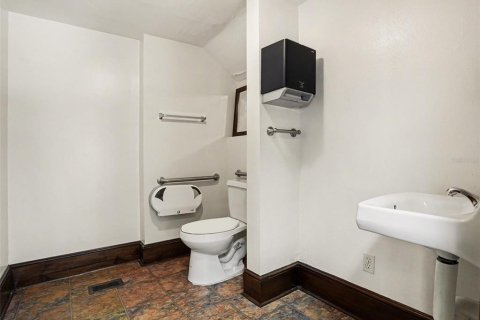 Immobilier commercial à louer à Orlando, Floride № 2107407 - photo 23
