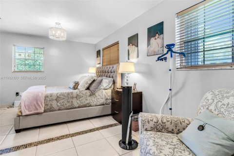 Villa ou maison à vendre à Miami, Floride: 3 chambres, 124.12 m2 № 1991481 - photo 20