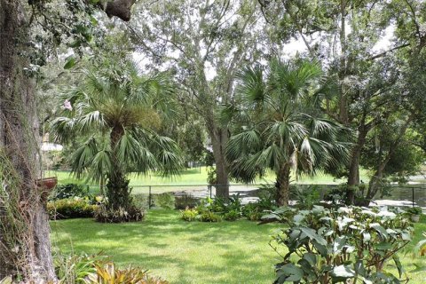 House in Mount Dora, Florida 3 bedrooms, 178.28 sq.m. № 1918941 - photo 21