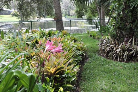 House in Mount Dora, Florida 3 bedrooms, 178.28 sq.m. № 1918941 - photo 12