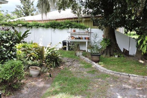 House in Mount Dora, Florida 3 bedrooms, 178.28 sq.m. № 1918941 - photo 20