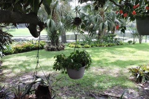 House in Mount Dora, Florida 3 bedrooms, 178.28 sq.m. № 1918941 - photo 11