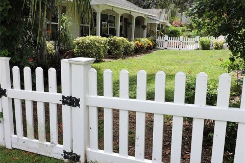 House in Mount Dora, Florida 3 bedrooms, 178.28 sq.m. № 1918941 - photo 6