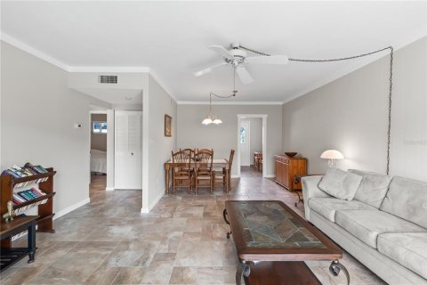 Condo in New Smyrna Beach, Florida, 2 bedrooms  № 1256342 - photo 7
